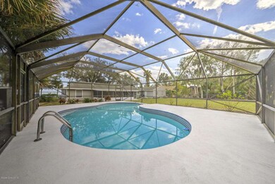 Large Screened Pool