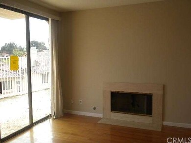 FAMILY ROOM WITH FIREPLACE
