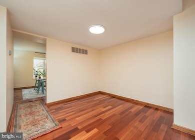 10544 E Wind Way, Columbia, MD 21044 - photo 5