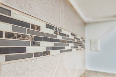 837 Wax Myrtle Ln, Houston, TX 77079 - photo 6