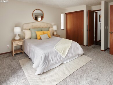 Bedroom, Primary