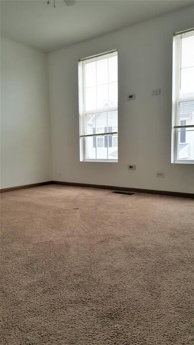 205 W Washington St unit 2218, Oswego, IL 60543 - photo 4