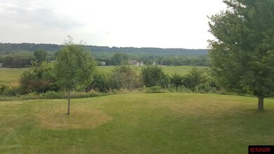 537 Valley View Dr, Courtland, MN 56021 - photo 4