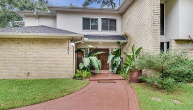 11602 Applewood St, Houston, TX 77024 - photo 2