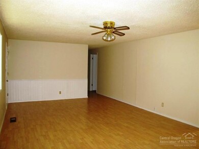 1345 NE Watson Dr, Bend, OR 97701 - photo 5