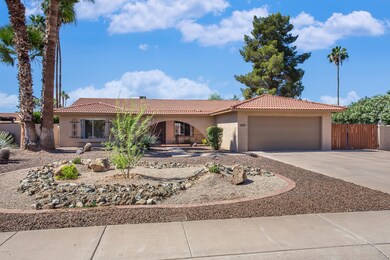 5001 E charter Oak-2