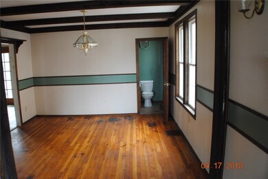 629 Gaskill St, Blackstone, MA 01504 - photo 3