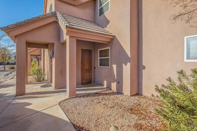 1839 W Canyon View Dr St-large-002-001-F