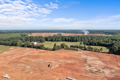 134 Iredell Ave, Troutman, NC 28166 - photo 3