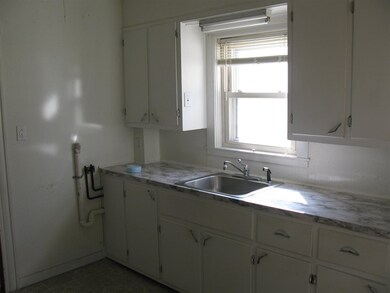 697 2nd Ave, Berlin, NH 03570 - photo 4