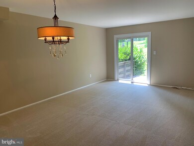 7 Stoneridge Ct unit 4, Baltimore, MD 21239 - photo 6