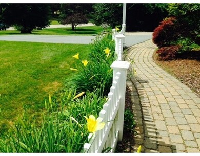 81 Westview Dr, Stoughton, MA 02072 - photo 6