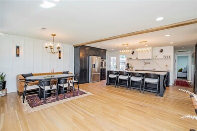 704 NW 6th St, Bentonville, AR 72712 - photo 2