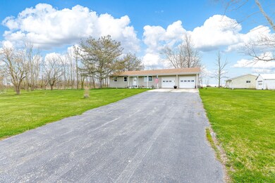 6060 Sugar Creek Rd, Lima, OH 45801 - photo 2