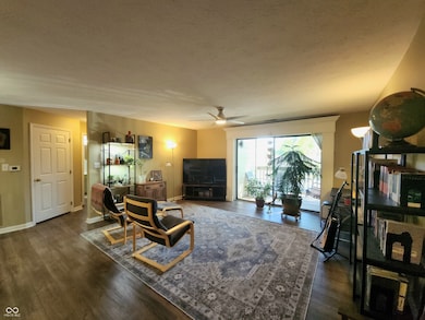 8720 Yardley Ct unit 205, Indianapolis, IN 46268 - photo 5