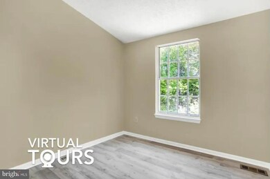 9613 Glendower Ct, Laurel, MD 20723 - photo 5