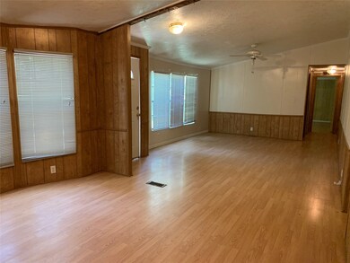 1314 Ashland Dr, Conroe, TX 77385 - photo 6