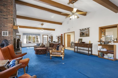 Family Room 4