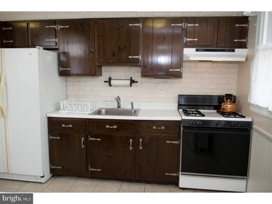 1045 Yeadon Ave, Lansdowne, PA 19050 - photo 7