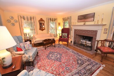 18 Teaberry Ln, Amherst, MA 01002 - photo 3