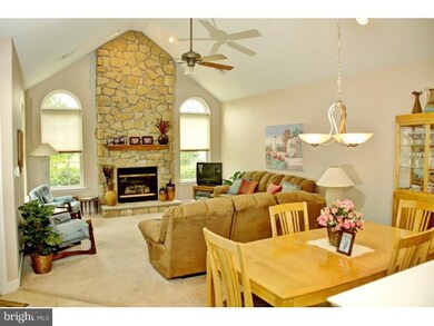 1104 Bordeaux Ln, Pennsburg, PA 18073 - photo 5