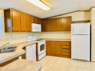 1299 Sawmill Hwy unit B, Breaux Bridge, LA 70517 - photo 5