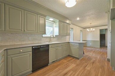 Kitchen and Breakfast Area