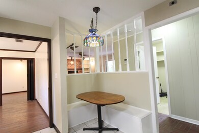 Breakfast nook