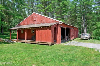 Barn/Garage