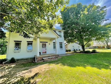 705 S Stringtown Rd, Covington, IN 47932 - photo 7