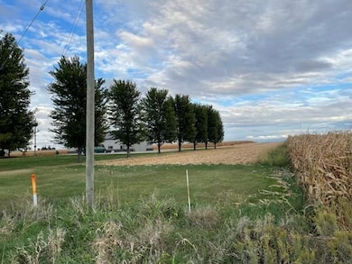 10554 N Ave, Maynard, IA 50655 - photo 4