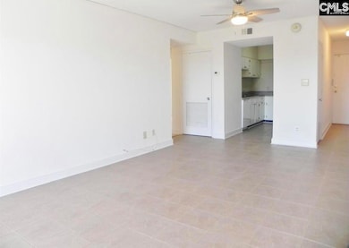 Hermitage unit 905, Columbia, SC 29205 - photo 2