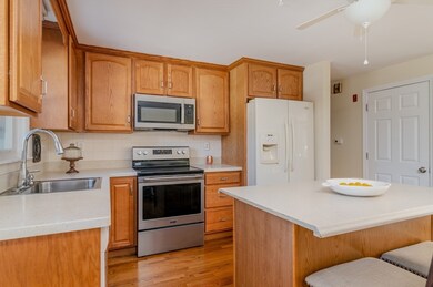 34 Isabel Cir, Randolph, MA 02368 - photo 5