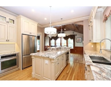 51 Winthrop St, West Newton, MA 02465 - photo 5