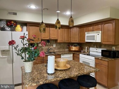 3143 Sheffield Place, Southampton, PA 18966 - photo 6