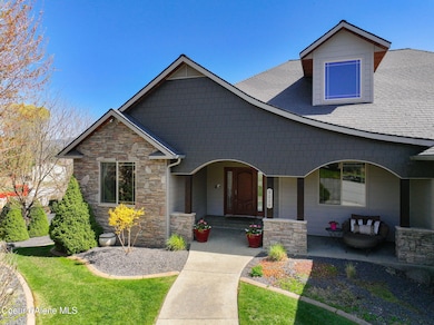 8-web-or-mls-Front-of-Home-4