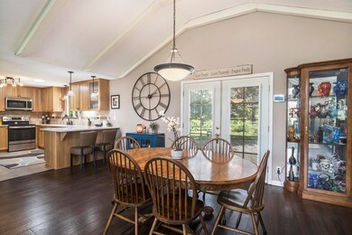 20344 Shahala Ct, Bend, OR 97702 - photo 7