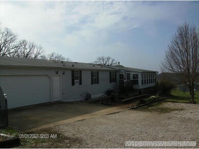 Garage side 2