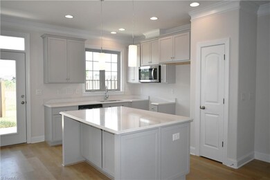 4752 Willowstone Dr unit Lot 267, High Point, NC 27265 - photo 2