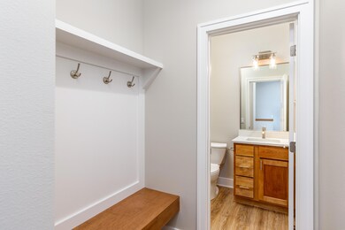 904 Henryson St, Story City, IA 50248 - photo 4