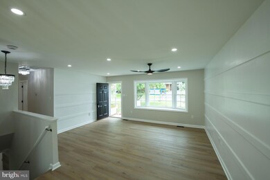 821 2nd Ave, Brunswick, MD 21716 - photo 4