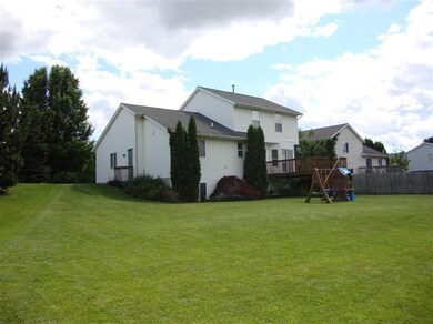 1463 Hamily Ct NE, Grand Rapids, MI 49505 - photo 2