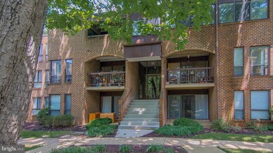 Chestnut Grove Condominiums unit 164, Reston, VA 20190 - photo 2