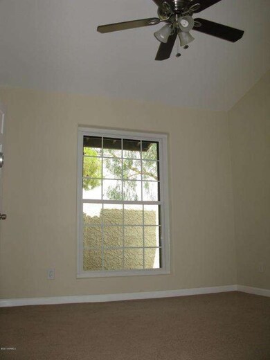 18-guest bedroom