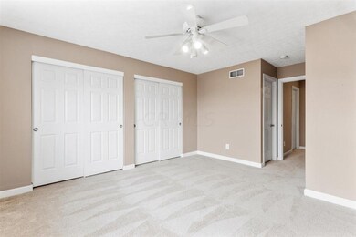 15-Master Bedroom