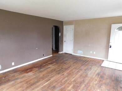 617 W Main St, Griffith, IN 46319 - photo 3