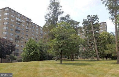 Radnor House unit 509, Bryn Mawr, PA 19010 - photo 2