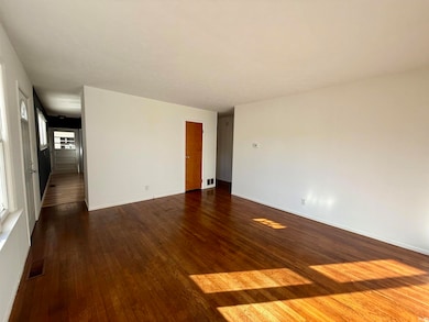 501 E 13th St, Winamac, IN 46996 - photo 5