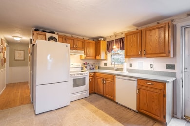 36 Westborough St, Worcester, MA 01604 - photo 5