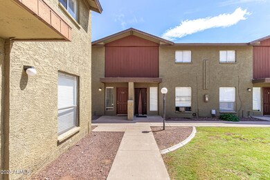 4615 N 39th Ave unit 23, Phoenix, AZ 85019 - photo 2